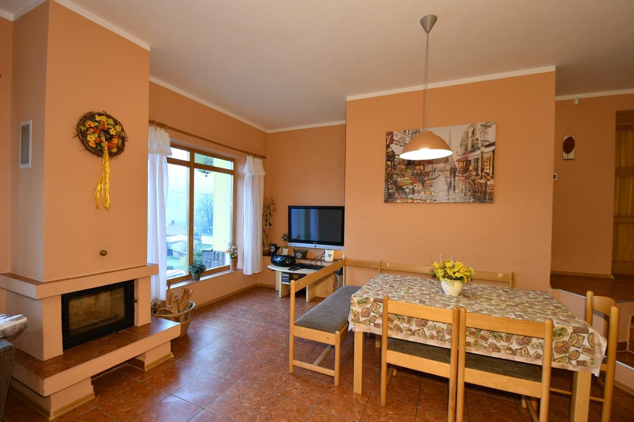 Apartman U Sarky Valaska Luaran gambar