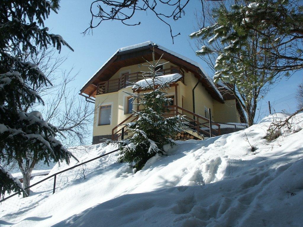Apartman U Sarky Valaska Luaran gambar